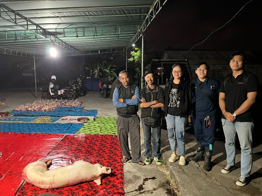The Faculty of Veterinary Medicine, Udayana University, Participates in Ante Mortem Post Mortem Examination for Galungan Festival Alongside the Department of Agriculture and Food of Badung Regency